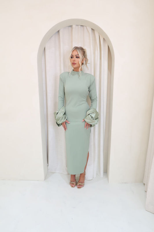 SAMPLE SIZE 8 - ‘IT’S ALWAYS YOU’